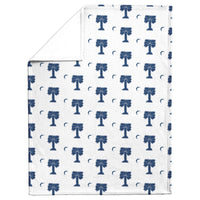 Load image into Gallery viewer, Big Red Palmetto White Blanket
