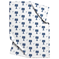 Load image into Gallery viewer, Big Red Palmetto White Blanket
