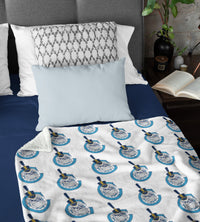 Load image into Gallery viewer, C Spike White Blanket
